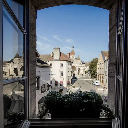 La Maison Du Colombier Beaune (Cote d'Or)